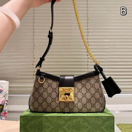 グッチ キーケース