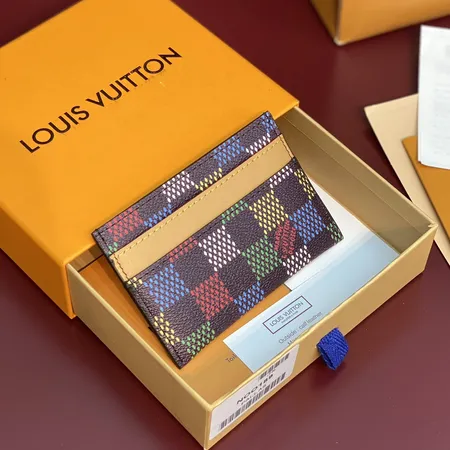 ルイヴィトン 折り財布