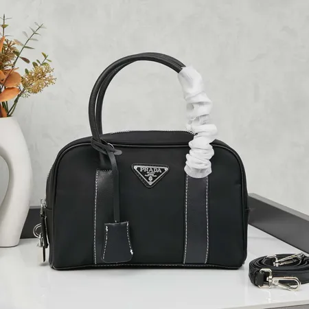 プラダ キーケース