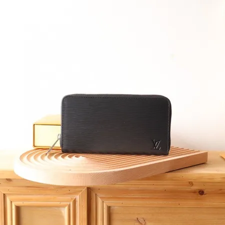 ルイヴィトン 長財布