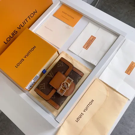 ルイヴィトン 折り財布