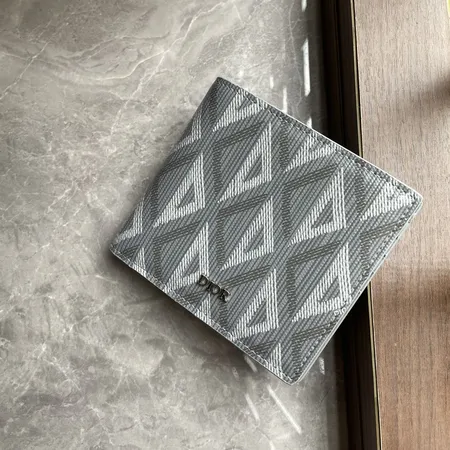 ディオール 折り財布