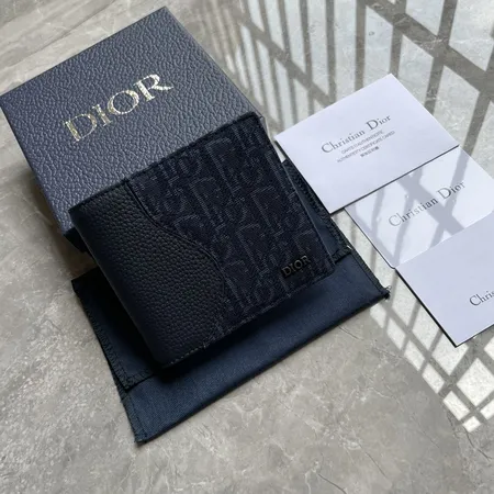 ディオール 長財布