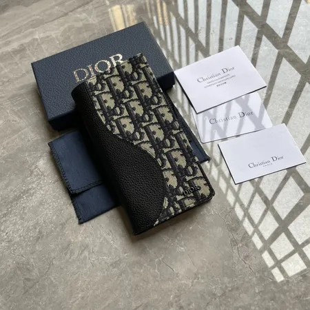 ディオール 長財布