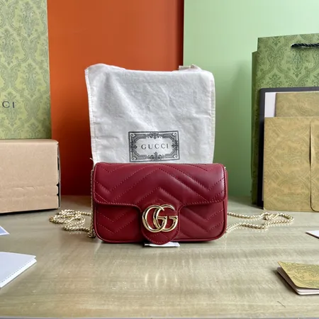 グッチ キーケース