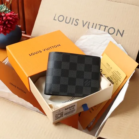 ルイヴィトン 折り財布