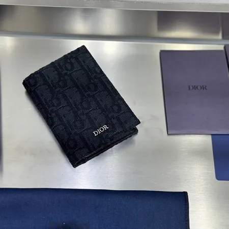 ディオール 長財布