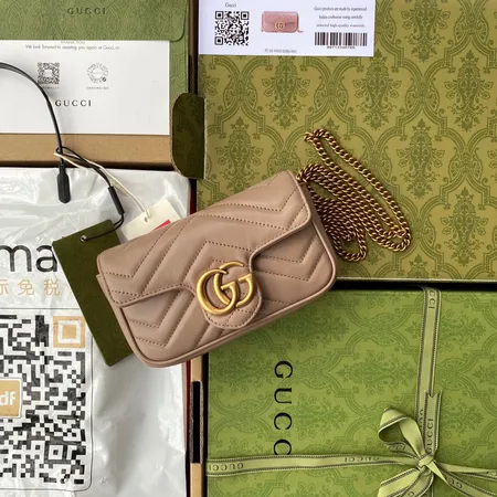 グッチ キーケース