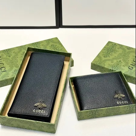 グッチ 折り財布