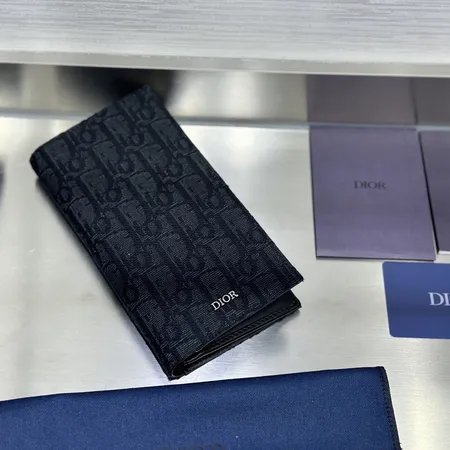 ディオール 長財布