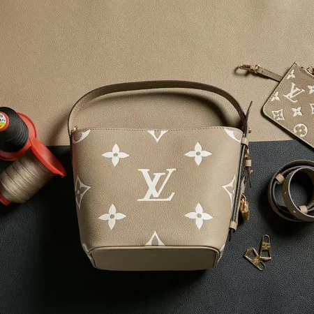 ルイヴィトン キーケース