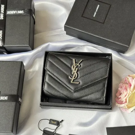 イブサンローラン 折り財布