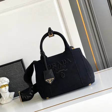 プラダ キーケース