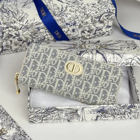 ディオール 長財布