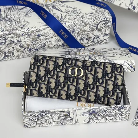 ディオール 長財布