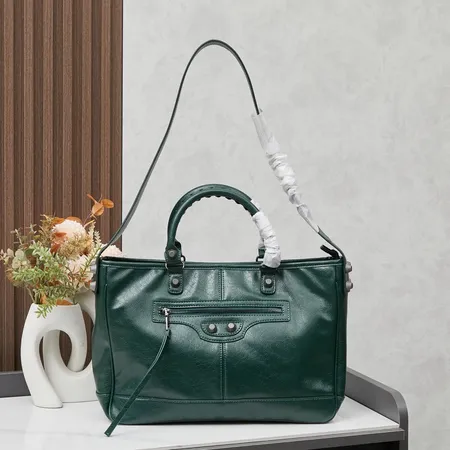 バレンシアガ キーケース