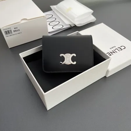 セリーヌ 折り財布