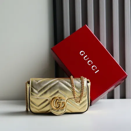 グッチ キーケース