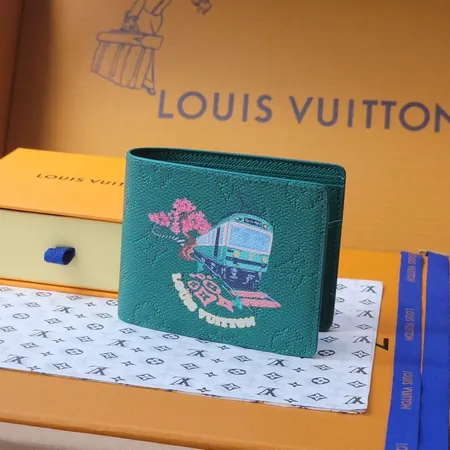 ルイヴィトン 折り財布