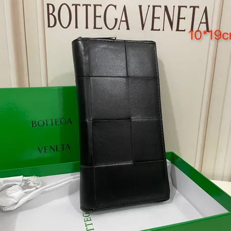 ボッテガ ヴェネタ 長財布