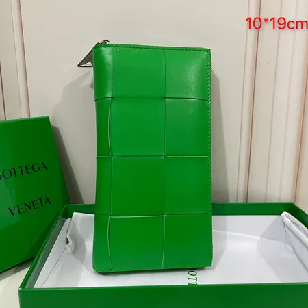 ボッテガ ヴェネタ 長財布
