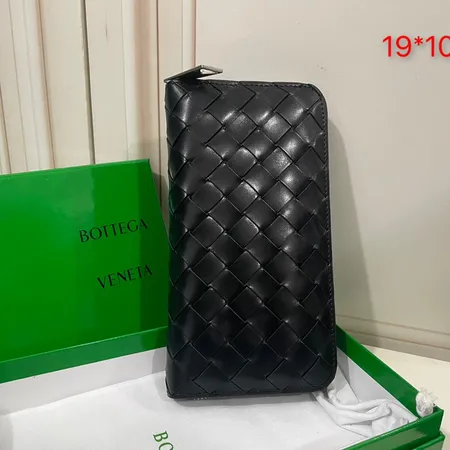 ボッテガ ヴェネタ 長財布