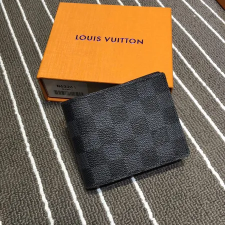 ルイヴィトン 折り財布