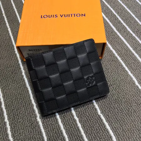 ルイヴィトン 折り財布
