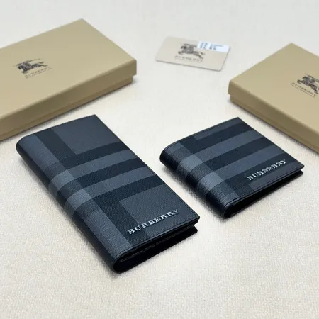 バーバリー ス 折り財布