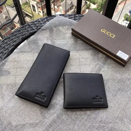 グッチ 折り財布