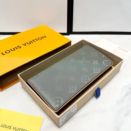 ルイヴィトン 折り財布