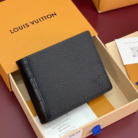 ルイヴィトン 折り財布