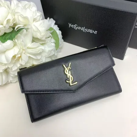 イブサンローラン 長財布