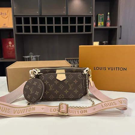 ルイヴィトン キーケース