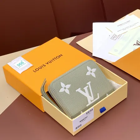 ルイヴィトン 折り財布