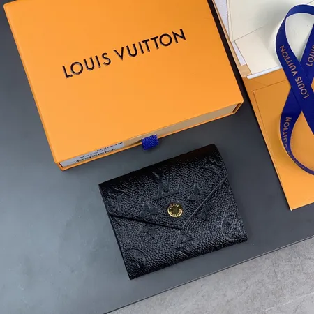 ルイヴィトン 折り財布