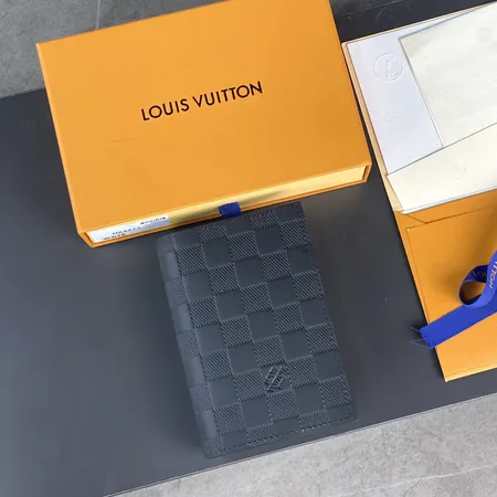 ルイヴィトン 長財布