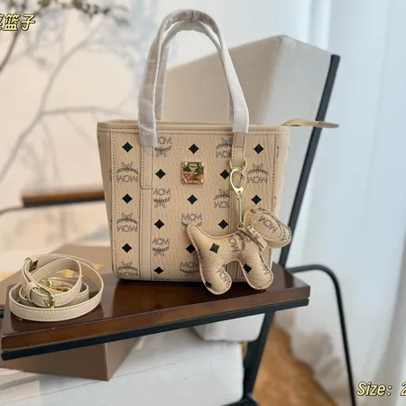 エムシーエム キーケース