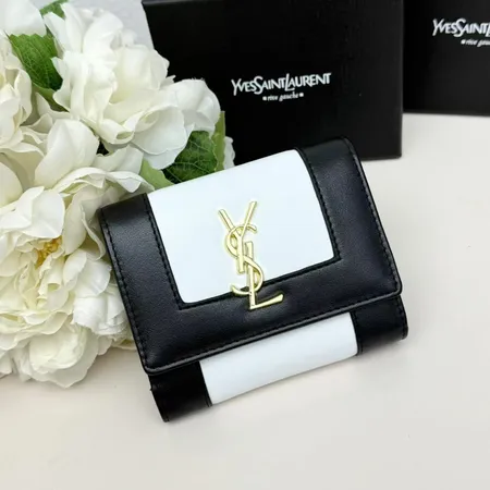 イブサンローラン 折り財布