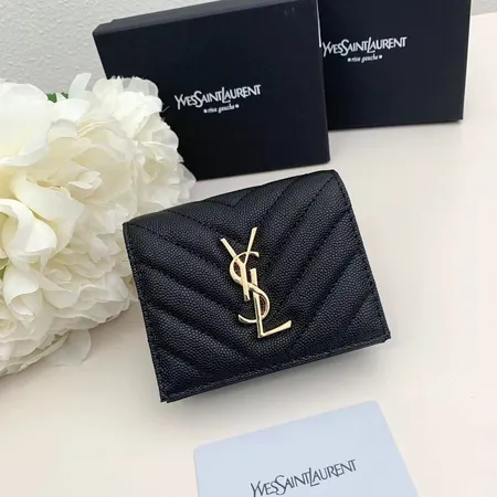 イブサンローラン 長財布