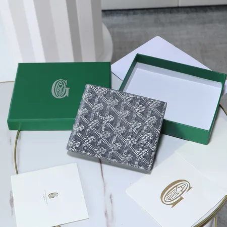 ゴヤール 折り財布