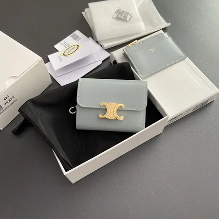 セリーヌ 折り財布