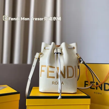 フェンディ キーケース