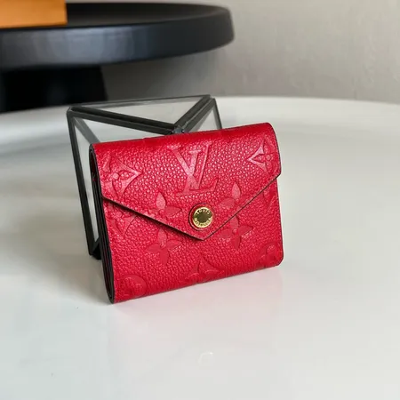 ルイヴィトン 折り財布