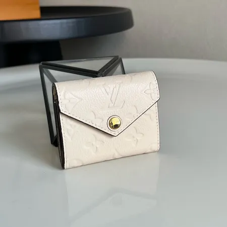 ルイヴィトン 折り財布