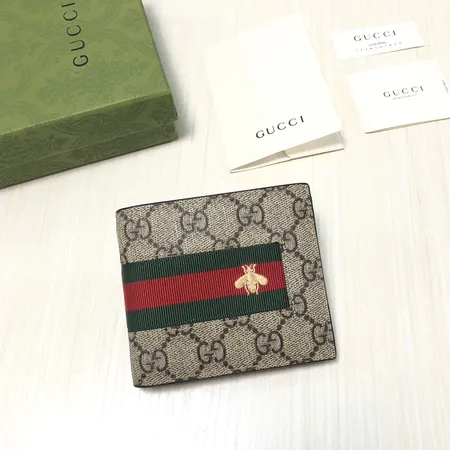 グッチ 折り財布