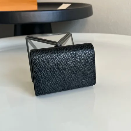 ルイヴィトン 名刺入れ