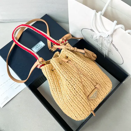 プラダ キーケース