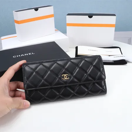 シャネル 長財布