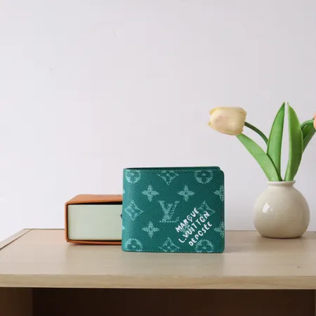 ルイヴィトン 折り財布